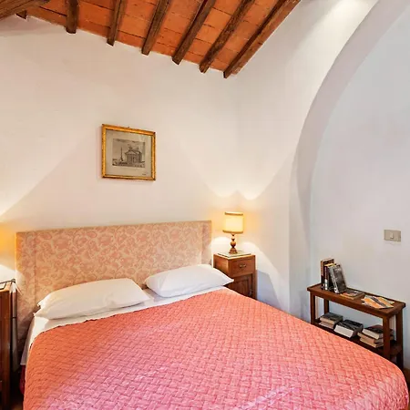 Elegant 2-bedroom In Tuscan * كورتونا