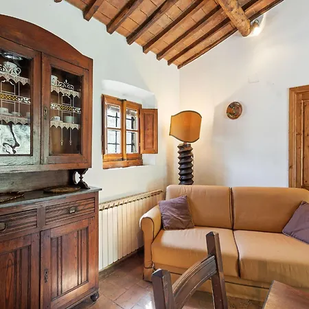 Elegant 2-bedroom In Tuscan